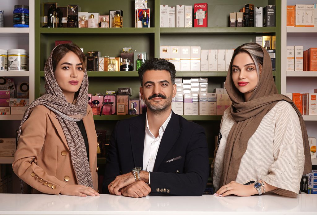 اعضای تیم فروش و پشتیبانی داروخانه آنلاین بانی دارو